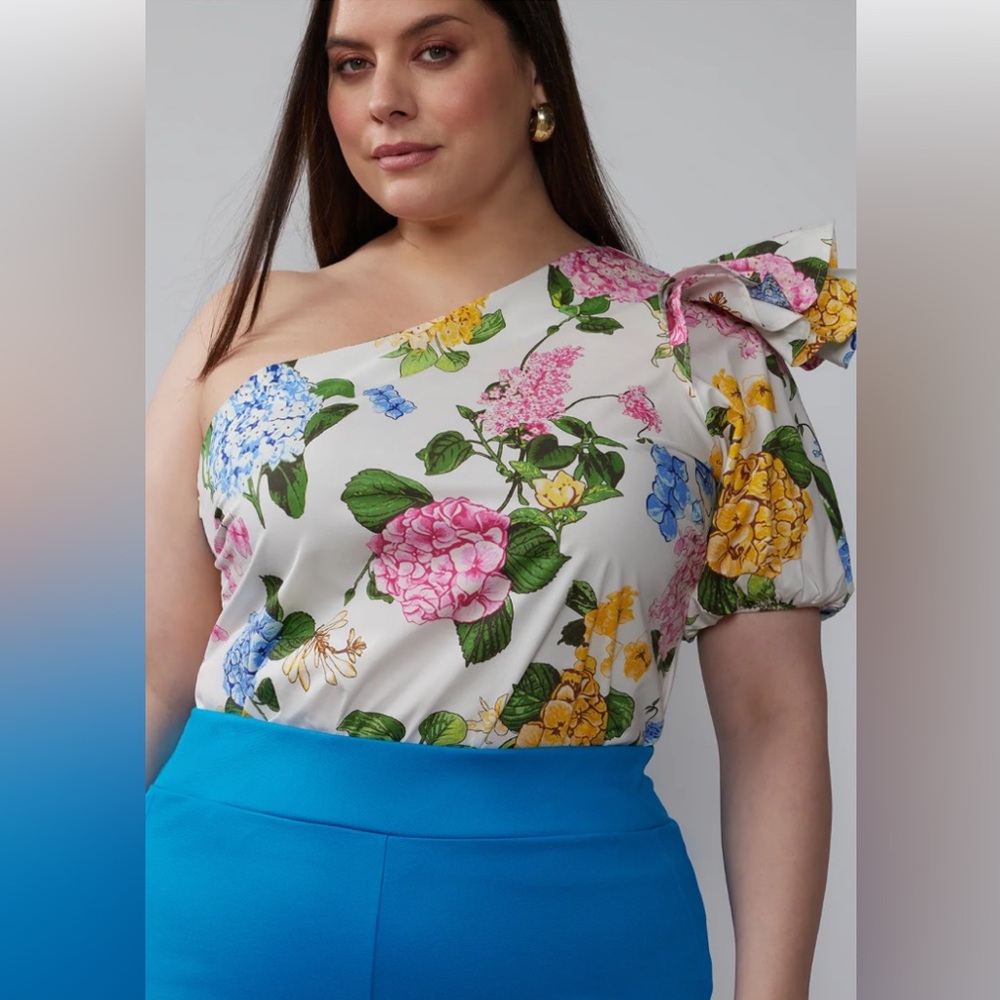 🟡🔵 Plus One Shoulder Puff Sleeve Hydrangea Top🔵🟡NWT XXL NEW YORK & COMPANY